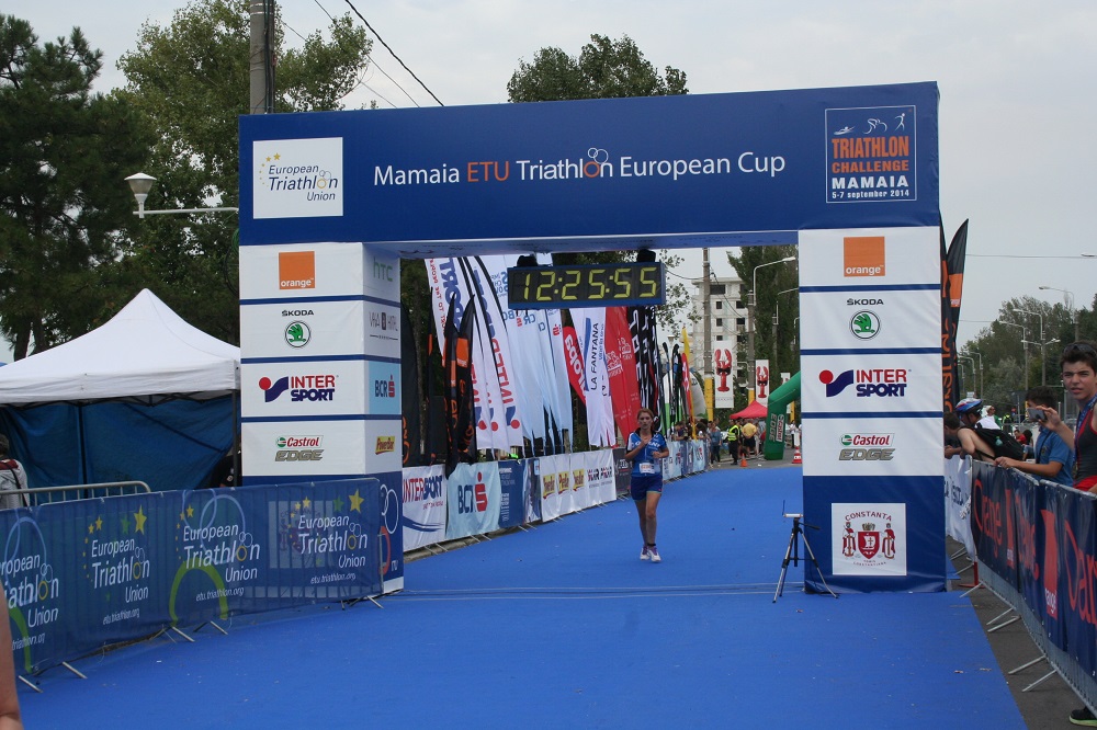 Prezență numeroasă la cea mai mare competiție de triathlon din Sud-Estul Europei - prezenta-1567203207.jpg