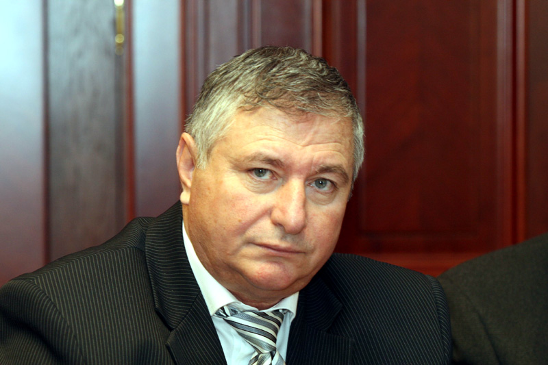 Primarul din Hârșova solicită renumărarea voturilor - primar-1465418812.jpg
