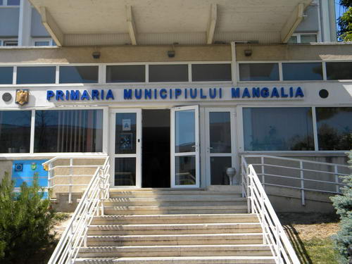 Scandal la Mangalia/ 11 candidați înscriși în cursa pentru câștigarea primăriei, zeci de contestații - primaria-1336038972.jpg