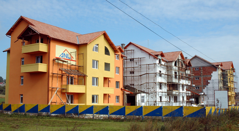 Primăria Năvodari, parteneriat cu ANL pentru construcția de locuințe în oraș - primarianavodarivreablocurianl-1446382318.jpg