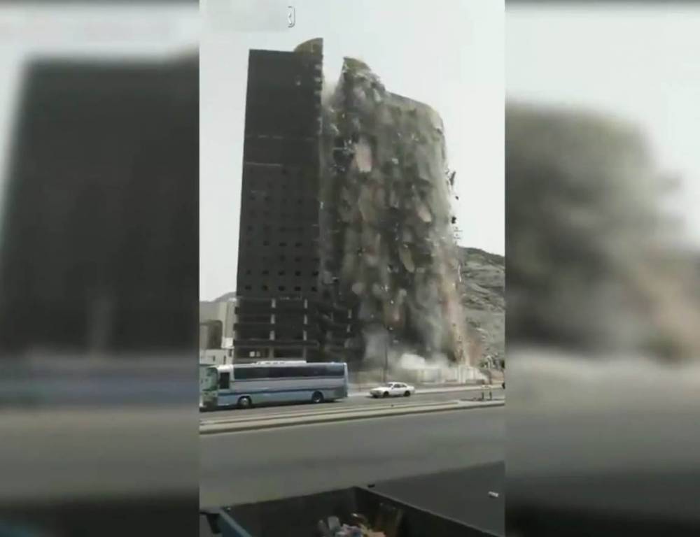 VIDEO / O clădire s-a prăbușit din senin la Mecca - primarie-1440660340.jpg