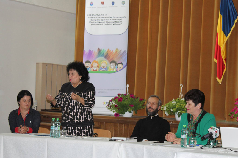 Primarul Mariana GÃ¢ju deschide un centru  socio-educativ  Ã®n comuna CumpÄƒna - primarulmarianagaju-1432139222.jpg