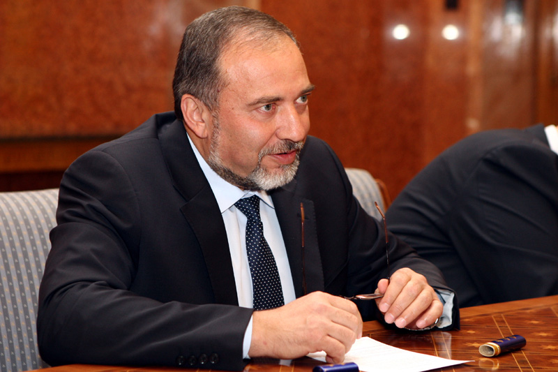 Procesul ex-ministrului israelian Lieberman începe în 17 februarie - procesulexministruluiisraelian-1359372840.jpg