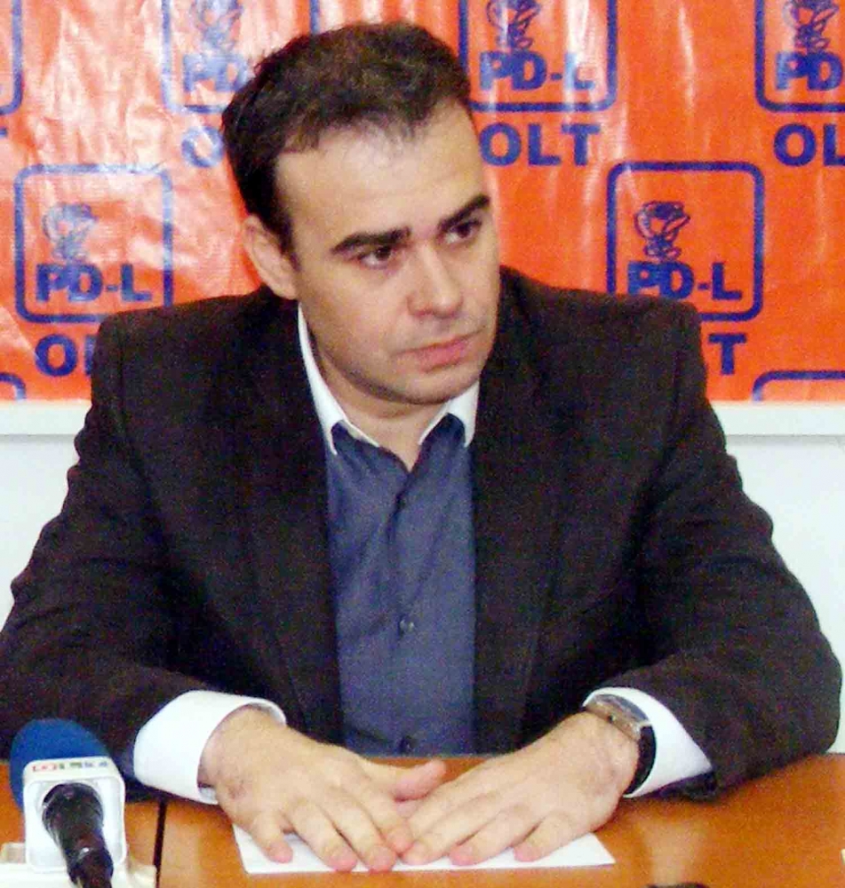 Senatorul Darius Vâlcov, propus pentru postul de ministru la Buget - propusministru-1408435426.jpg