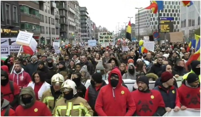 Proteste cu mii de români la Bruxelles față de măsurile anti-COVID - protest-1639925773.jpg