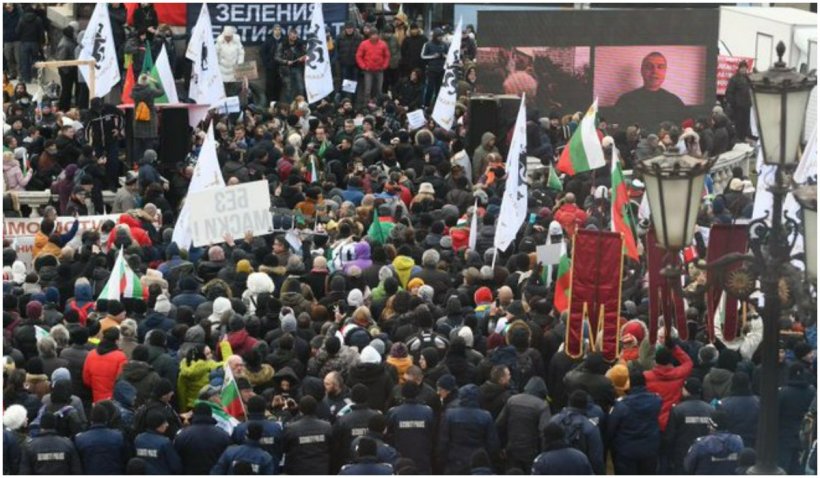 Proteste în Bulgaria din cauza măsurilor anti-COVID - protest-1641997257.jpg