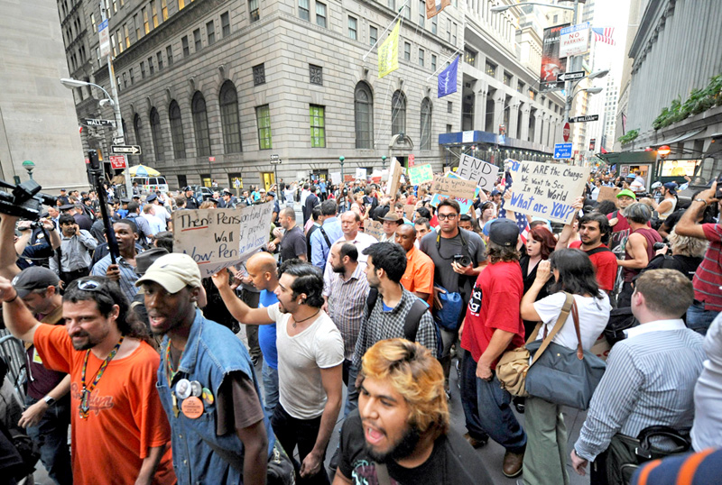 700 de protestatari de pe Wall Street, arestați de poliție - protestnewyork-1317581004.jpg