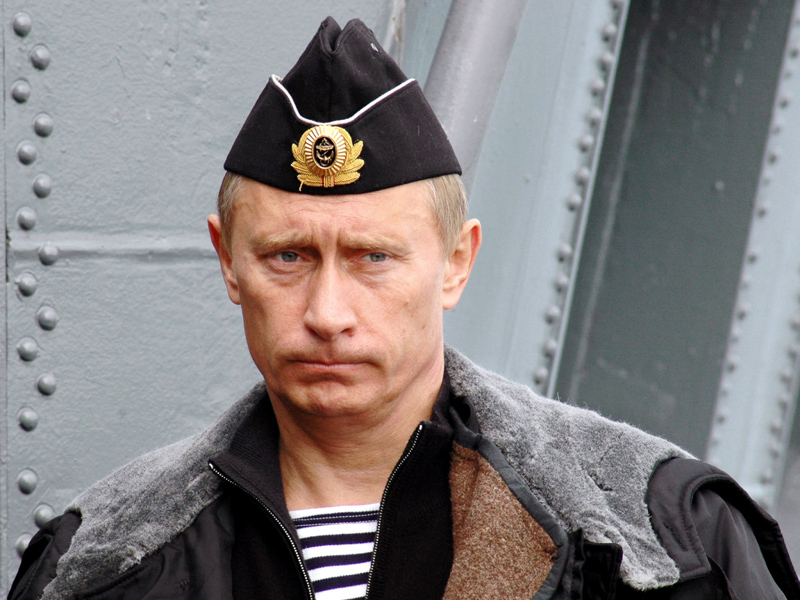 Vladimir Putin ordonă lansarea unor manevre militare de amploare în Marea Neagră - putin-1364480869.jpg