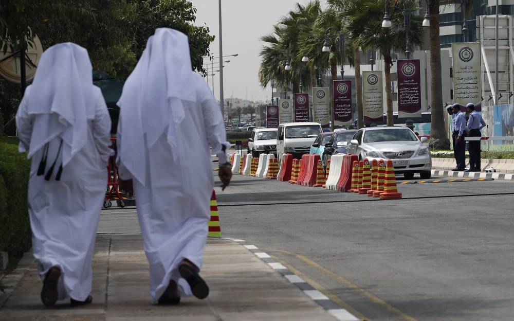 Cei 10 muncitori români arestați în Qatar au fost eliberați - qatar-1422197228.jpg