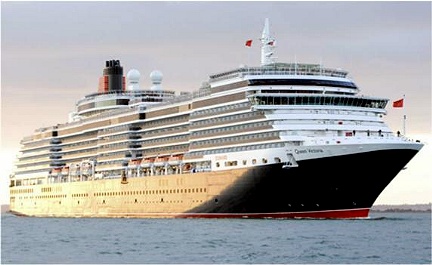 Două nave de lux aduc 7.000 de turiști la Constanța - queenvictoria-1348138825.jpg