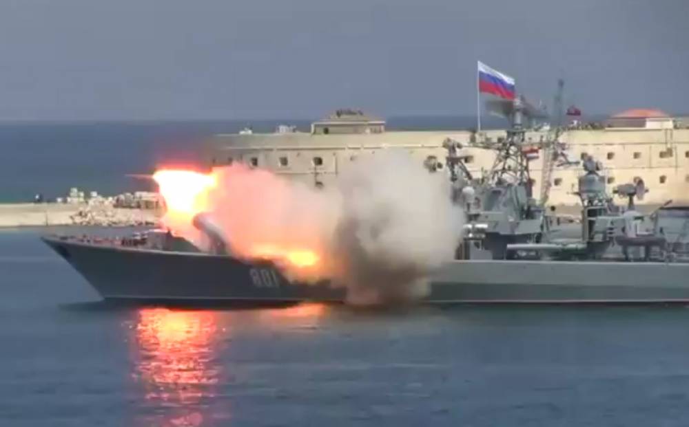 VIDEO. Incident în Crimeea, de Ziua Marinei: O fregată rusă a lansat accidental o rachetă - racheta-1438017064.jpg