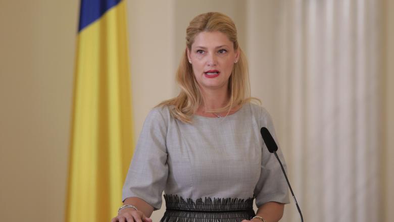 Ramona Mănescu rămâne ministru: 