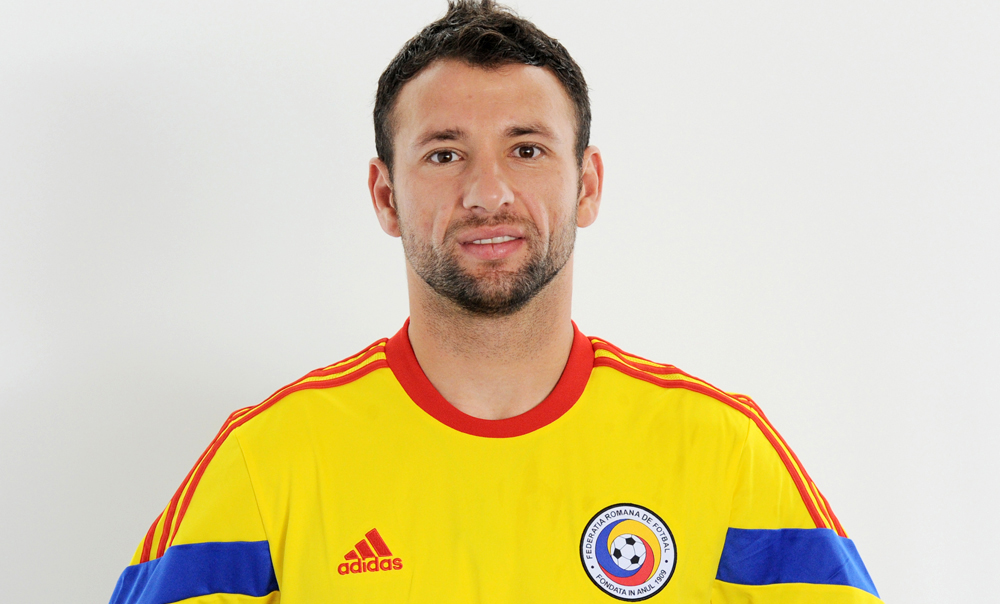 Răzvan Raț, inclus în echipa ideală a preliminariilor Euro 2016 - rat-1444839914.jpg