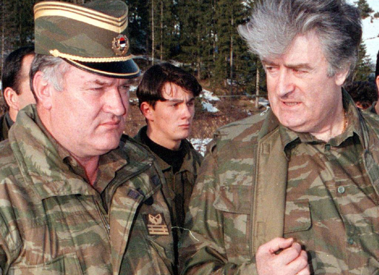Ratko Mladici va trebui să depună mărturie  în procesul lui Radovan Karadzici - ratko-1386857555.jpg