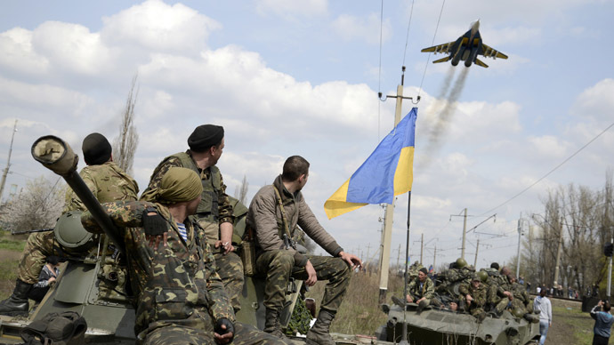 Ucraina / Armata și rebelii din Lugansk au convenit să înceteze luptele începând de vineri - razboi-1417506087.jpg