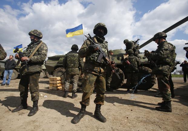 Cetățenii străni se vor putea înrola în armata ucraineană - razboi-1431449694.jpg
