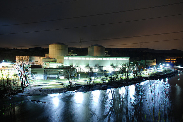 Reactor închis la cea mai veche centrală nucleară din lume - reactor-1332606319.jpg