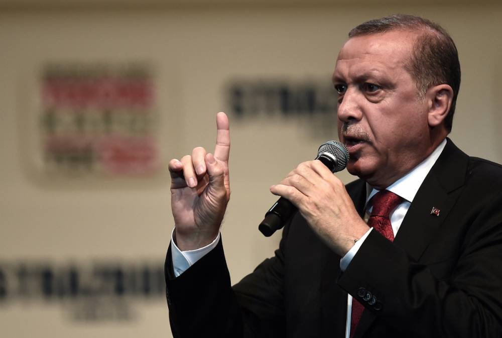 Turcia / Companiile suspectate de legături cu Fethullah Gulen, în vizorul președintelui Erdogan - receptayyiperdogan-1470322655.jpg