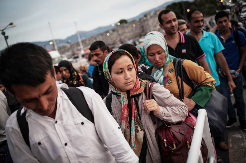 Criza imigranților. Sirieni plasați în căminele școlare constănțene? - refugiatiaugust2015-1441735531.jpg