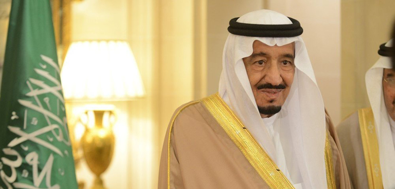 Regele Arabiei Saudite a ordonat suspendarea unui jurnalist  prea entuziast în a-l lăuda - regele-1499087098.jpg