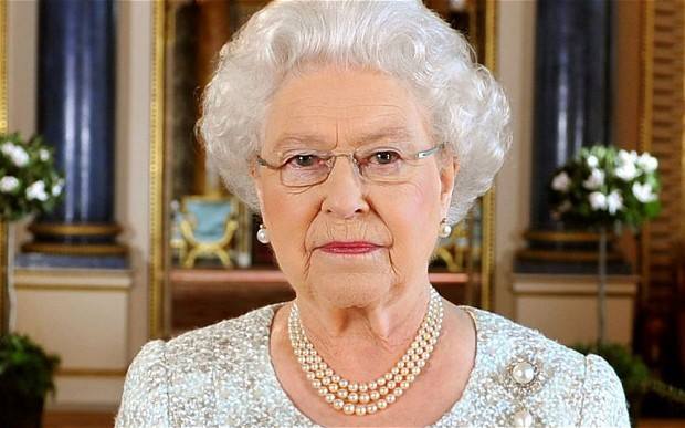 Familia Regală britanică nu va fi prezentă la funeraliile Reginei Ana - regina-1470843854.jpg