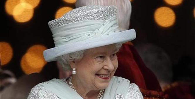 Noul sediu din Londra al postului BBC, inaugurat de Regina Elizabeth a II-a - reginaelizabeth-1370620408.jpg