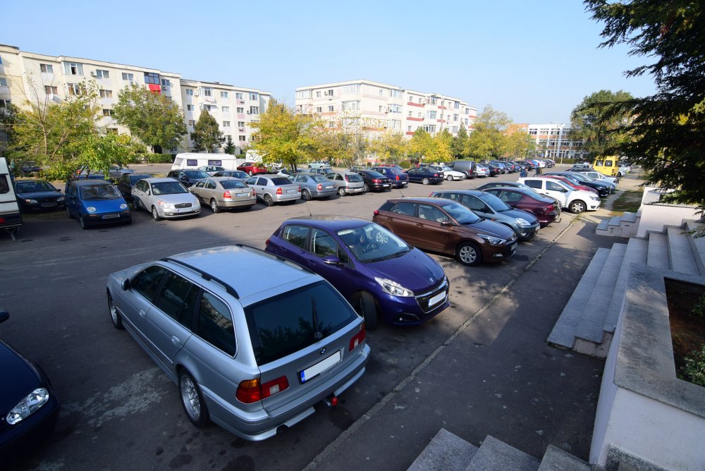 Regulamentul parcărilor, în dezbatere până aproape de jumătatea lunii aprilie - regulamentdata-1616180024.jpg