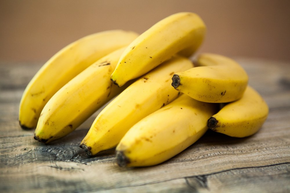 Mierea și bananele ameliorează durerile în gât - remediu-1667485247.jpg