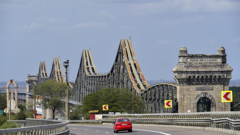 Restricţii de circulaţie pe Podul de la Cernavodă. Se reiau lucrările de reabilitare - restrictii-1632997778.jpg