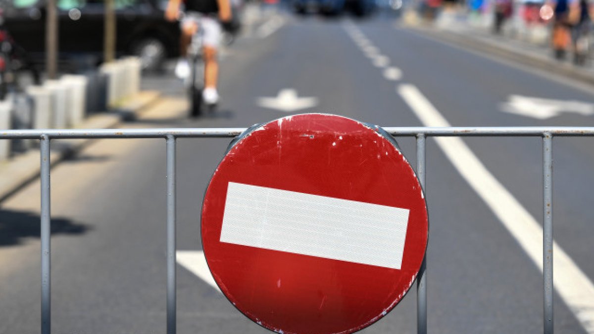 Restricții de trafic pe drumul național 3B, instituite pentru desfășurarea Semimaratonului ASCălărași - restrictii-trafic-1696591940.jpg