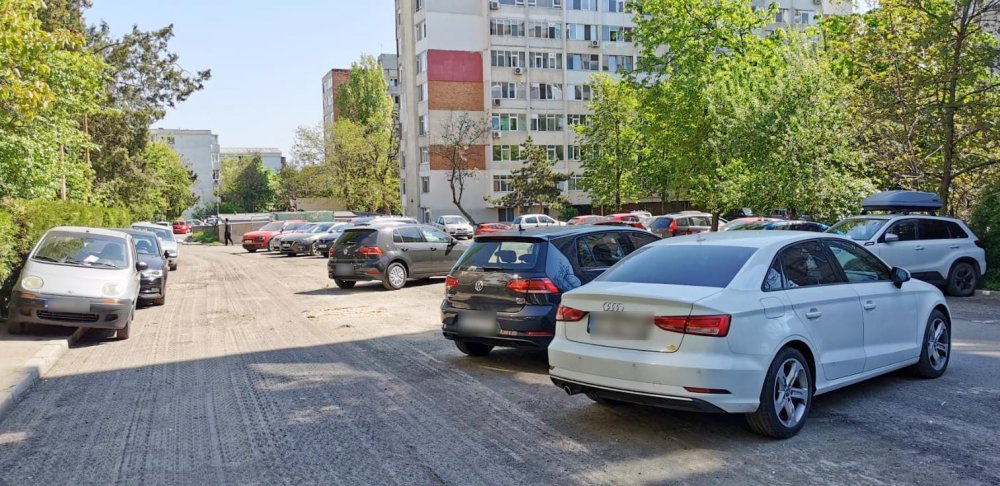 Restricţii de parcare în zona Tomis III. Sunt asfaltate mai multe alei - restrictiideparcare-1620132963.jpg