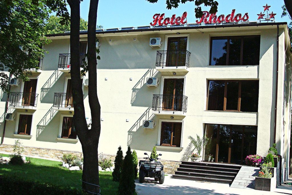Oferte speciale de sezon, la Hotel Rhodos din Eforie Nord - rhodos-1312120473.jpg