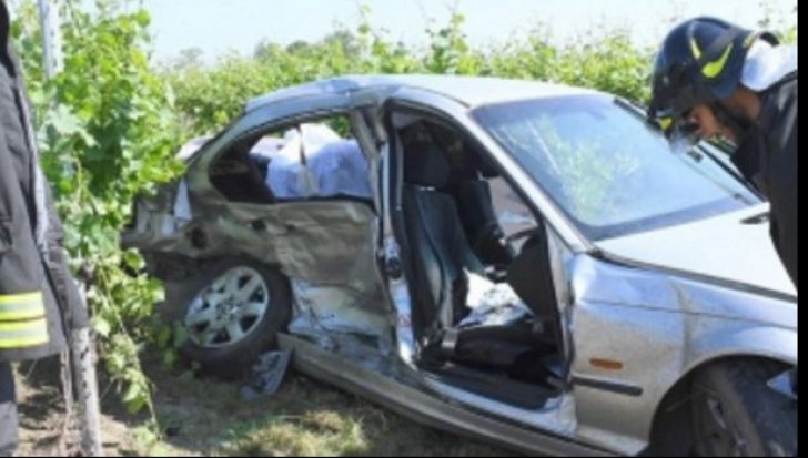 Trei români, răniți într-un accident GRAV în Italia - roamaniitalia99007800-1503472306.jpg