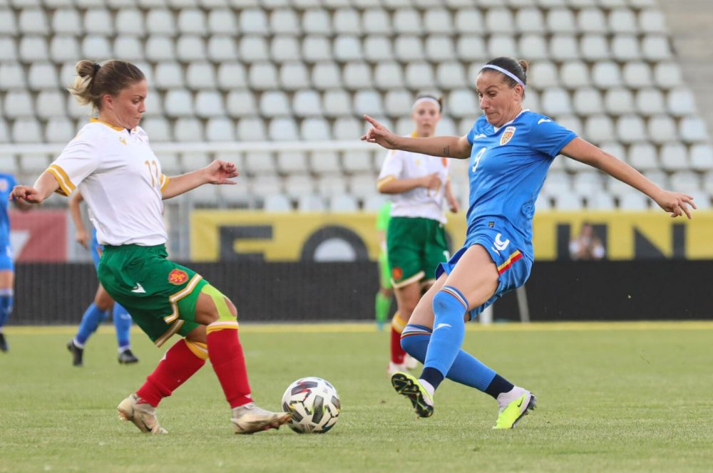 România a învins Bulgaria într-un meci amical la fotbal feminin - romania-fete-1689614556.jpg