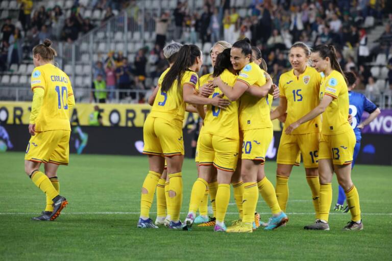 România a reuşit o nouă victorie în preliminariile EURO 2025 Women, 1-0 cu Kazahstan - romaniaa-fete-1712751834.jpeg