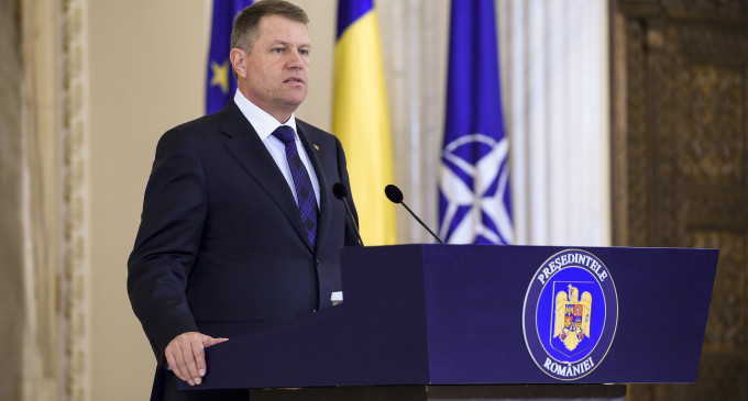 Iohannis: România își menține obiectivul de aderare la Schengen - romaniaisimentineklausiohannisco-1453374830.jpg