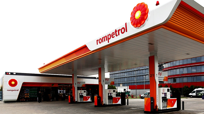 Cât carburant a vândut Rompetrol  în România, anul acesta.  Acciza și-a pus  amprenta - rompetrol-1416327283.jpg