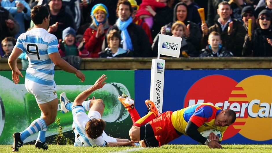 Rugby, Cupa Mondială / Vezi aici XV-le României pentru meciul cu Anglia. Un farist printre titulari! - rugby-1316686697.jpg