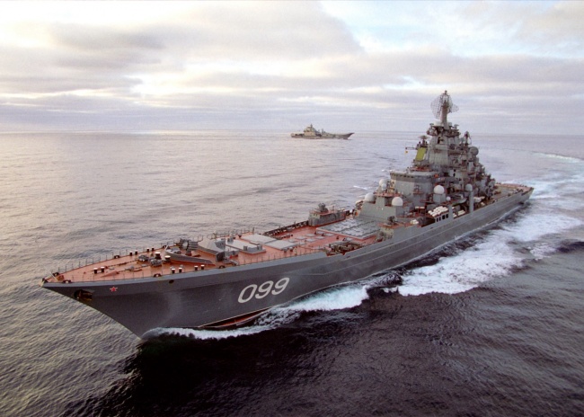 Peste 300 de persoane au fost evacuate din Yemen cu o navă militară a Rusiei - rusia-1428842869.jpg