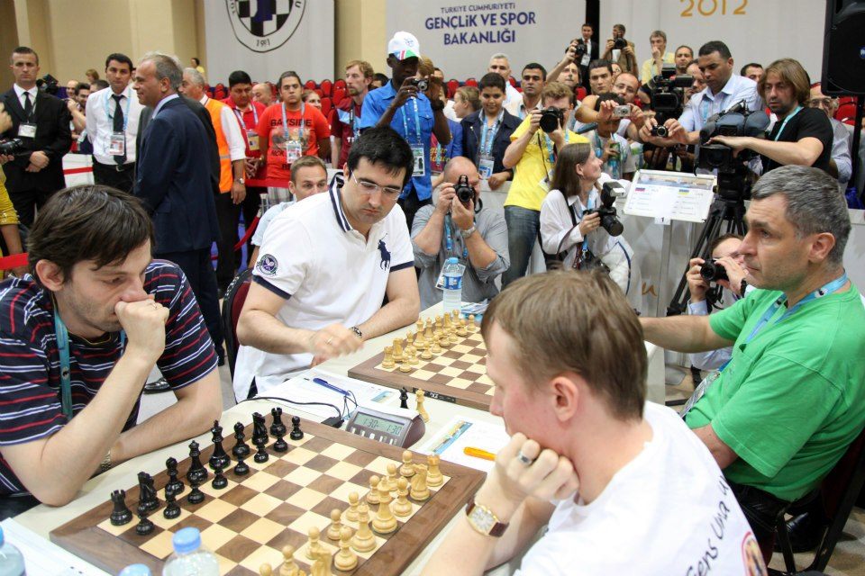 Victorii pe linie pentru România la Olimpiada de șah - rusiaucrainaolimpiadadesah20121-1347045212.jpg