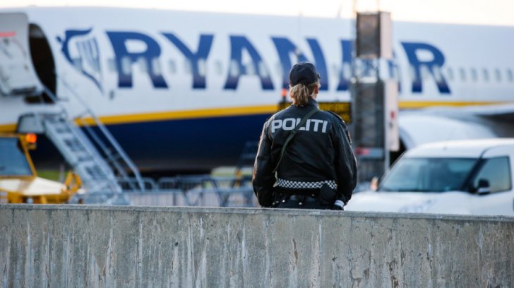 Alertă cu bombă: un avion care urma să decoleze din Oslo, evacuat de urgență - ryanair765432188322800-1463384523.jpg
