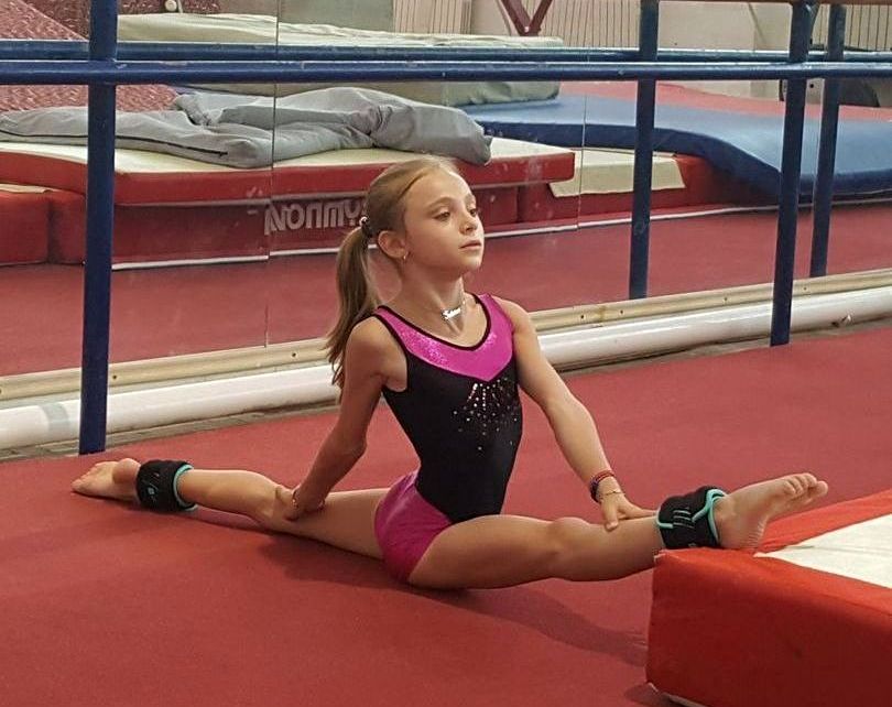 Sabrina Voinea se antrenează din greu în sala de gimnastică - sabrina1-1592229135.jpg