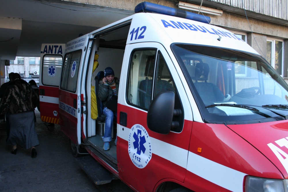 Ambulanța Constanța, pregătită pentru vacanța de 1 MAI - salvarisuplimentare-1398852233.jpg