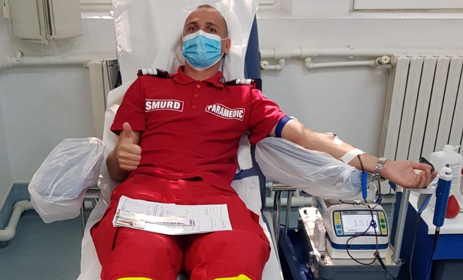 „Salvatorii donează pentru viaţă”. Acţiune de donare de sânge la ISU Dobrogea - salvatoriidoneaza-1599749443.jpg