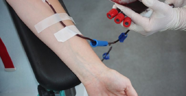 Medicii fac apel la pacienții vindecați de COVID să doneze plasmă - sange-1595678323.jpg