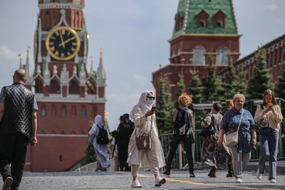 Locuitorii Moscovei vor avea o săptămână de vacanţă din cauza numărului mare de cazuri de COVID-19 - saptamanadevacantamare-1623595786.jpg