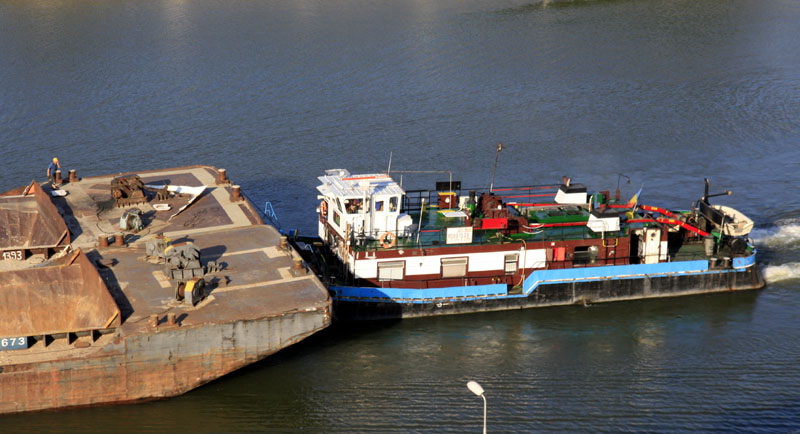 Scădere dramatică a traficului de cereale pe Canalul Dunăre - Marea Neagră - scaderedramaticapecanal-1398706473.jpg