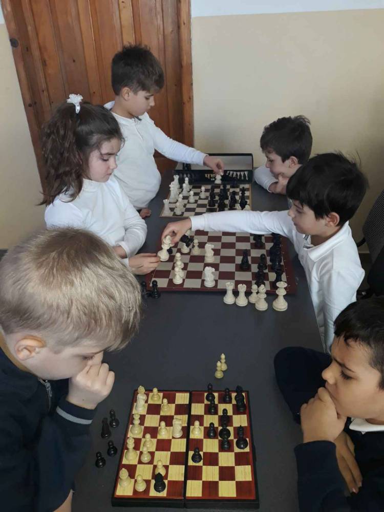 Concurs de șah, de Ziua Unirii, la Școala nr. 29 