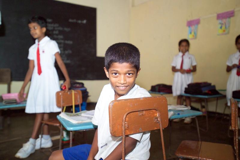 Şcoli închise în Sri Lanka din cauza aerului poluat adus de o furtună ciclonică din India - scolisrilanka-1670592410.jpg