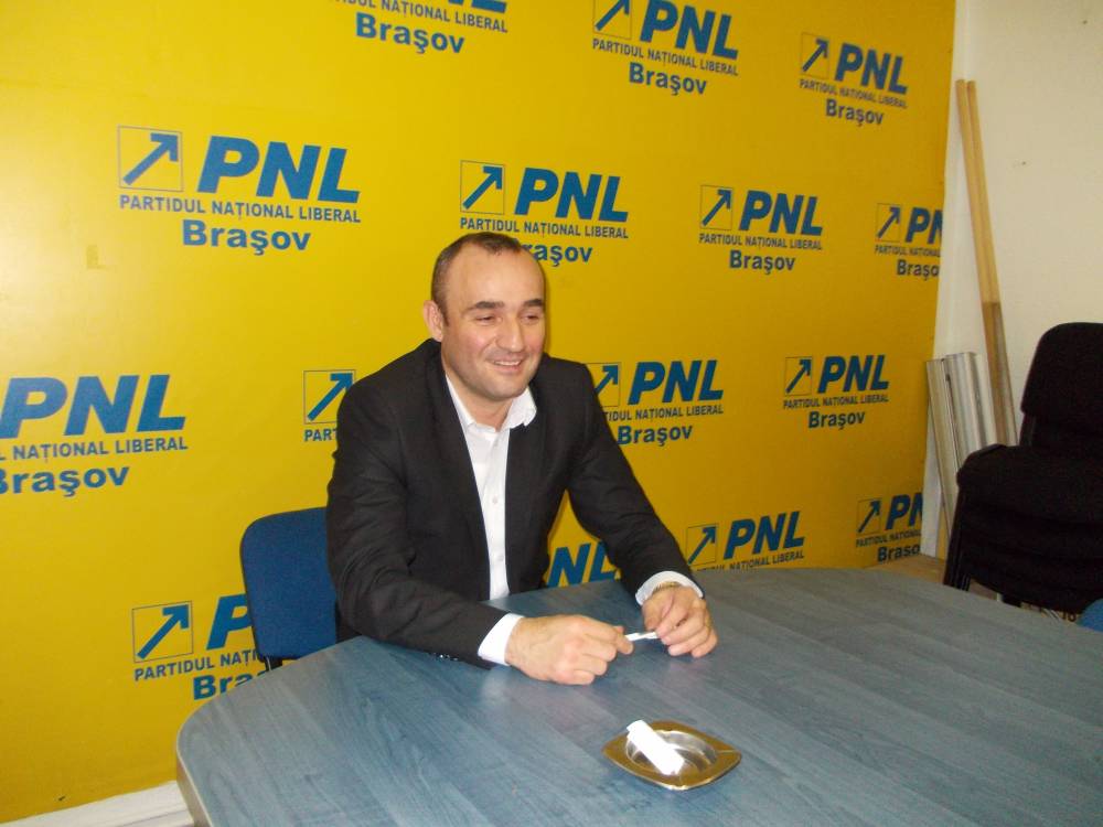 Senatorul liberal Sebastian Grapă s-a înscris în UNPR - sebastiangrapasenatorpnl2-1433246507.jpg